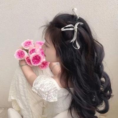 闪婚老公捧我当歌星